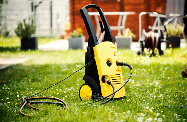 Best Warehouse Cleaning  in Freeland, MI
